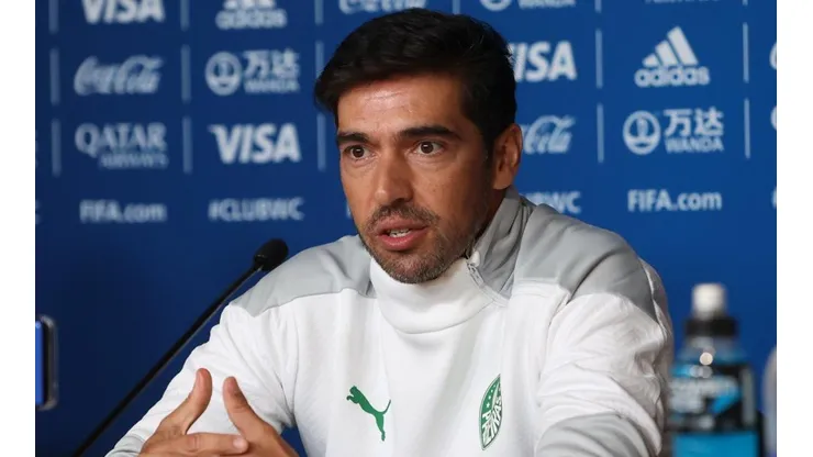 Jornalista abre o jogo e revela promessa de Abel Ferreira após polêmica