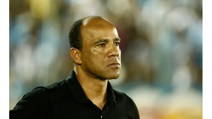 Agif/TARSO SARRAF - Sérgio Soares recebe decisão da Portuguesa