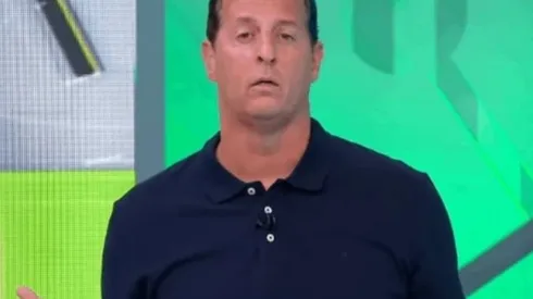 Reprodução/SBT - Benja entra em confusão com torcida do Botafogo