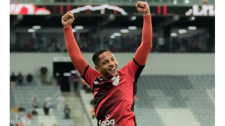 Agif/Robson Mafra - Vitor Roque deve ganhar reforço na final da Libertadores