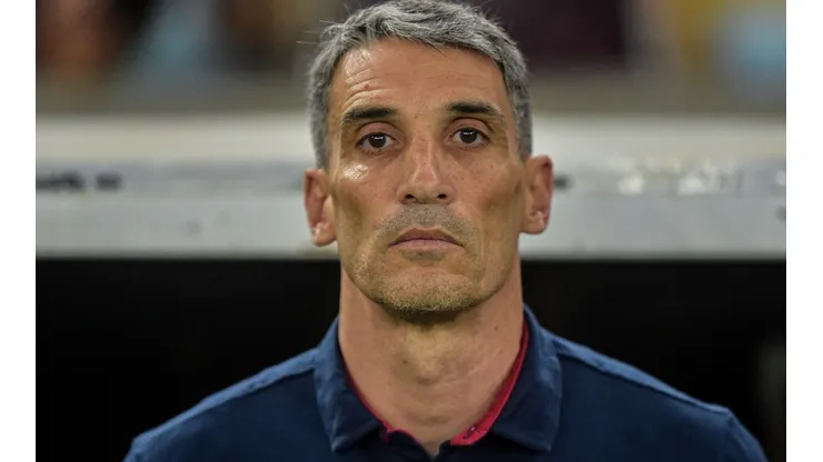 Thiago Ribeiro/AGIF. Juan Pablo Vojvoda define Fortaleza para enfrentar Athletico-PR.