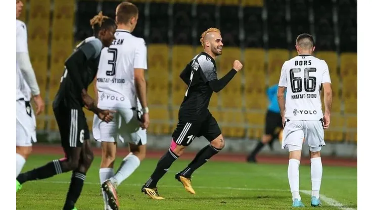 Felipe Vizeu brilha na Europa (Foto: Arquivo Pessoal do jogador)