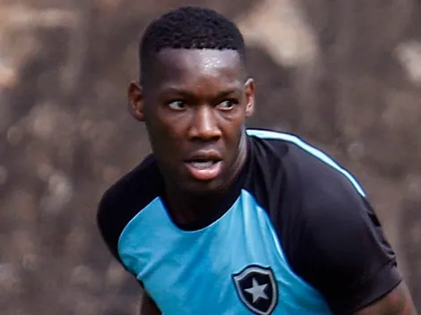 Luís Castro detalha "sumiço" de Patrick de Paula do Botafogo