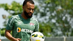 Foto: Mailson Santana/Fluminense FC/Divulgação - Samuel Xavier: lateral está suspenso da próxima rodada