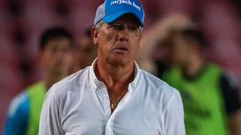 Foto: Lucas Uebel/Grêmio/Divulgação - Renato Portaluppi: técnico vai mexer no time titular do Grêmio
