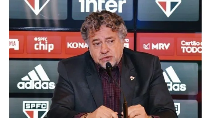 Érico Leonan / saopaulofc.net/ Casares toma decisão sobre futuro de alguns jogadores do elenco do São Paulo.