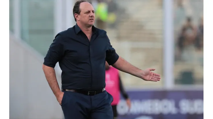 Flickr Oficial do time: Rubens Chiri/Flickr Oficial São Paulo - Rogério Ceni é cobrado por torcida do São Paulo