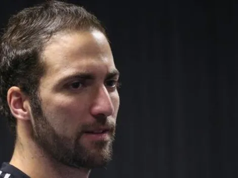 Higuaín anuncia aposentadoria e 'mancha' é lembrada às vésperas do Mundial