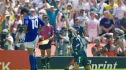 Foto: Shaun Botterill/Allsport/Getty Images - Baggio perdeu o pênalti que deu o Tetra para o Brasil
