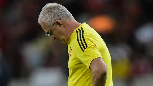 “Isso dificultou...”; Dorival ‘rebate’ conversa sobre jogar a toalha e expõe “culpado” do momento Flamengo no Brasileiro