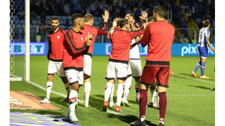 Foto: Douglas Silveira/AGIF: Atlético-GO venceu o Avaí fora de casa