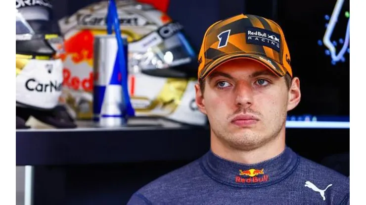 Verstappen teve título adiado em Singapura