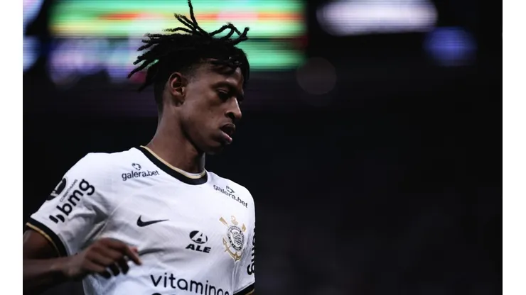 Ettore Chiereguini/AGIF/ Diretoria do Corinthians toma atitude sobre futuro de Robson Bambu.