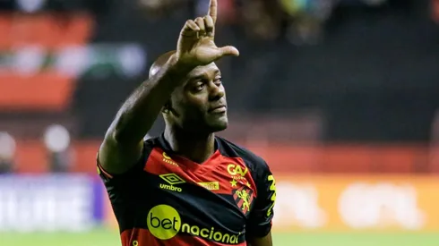 Foto: Rafael Vieira/AGIF - Love chegou ao Sport no meio da atual temporada.