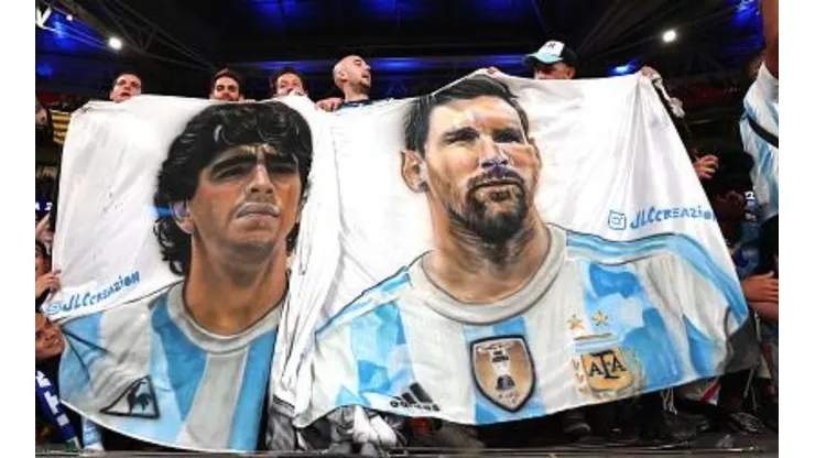 Foto: Ronald Martinez/Getty Images - Para Zabaleta, Messi já passou Maradona