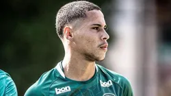 Divulgação/Redes - Atacante tem passagem por grandes times de base do futebol brasileiro