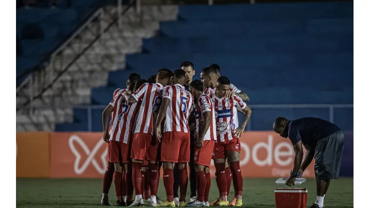 Foto: Heber Gomes/AGIF Wesley Junio e Danilo Cardoso já podem jogar pelo Náutico