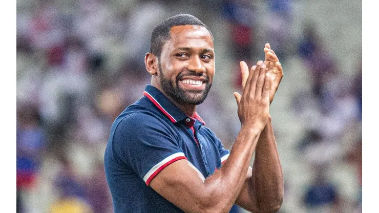 Foto: Lucas Emanuel/AGIF - Tinga está no grupo desde a Série C de 2017.