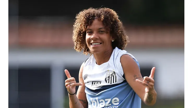 Foto: Pedro Ernesto Guerra Azevedo/Santos FC - Jane durante treinamento.