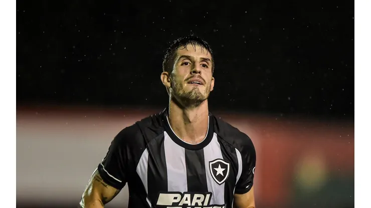 Thiago Ribeiro/AGIF. Botafogo economizará boa quantia com a devolução de Piazon