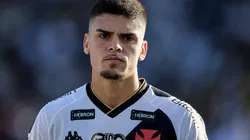 Foto: Thiago Ribeiro/AGIF - Pec com a camisa do Vasco