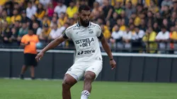 Foto: Felipe Santos/ Ceará SC - Willian Maranhão na partida contra o Criciúma.