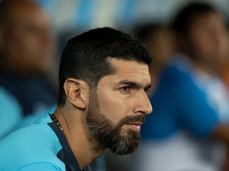 Torcida do Botafogo 'sofre' e brinca com Loco Abreu em vitória na Sul-Americana