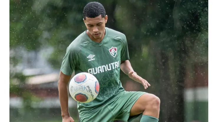 Esquerdinha, em ação elo Fluminense -Foto: Leonardo Brasil / Fluminense FC