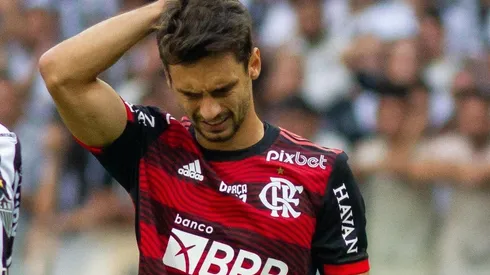 Rodrigo Caio com a camisa do Flamengo - Foto: Fernando Moreno/AGIF