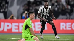 RJ - RIO DE JANEIRO - 20/07/2024 - BRASILEIRO A 2024, BOTAFOGO X INTERNACIONAL - Luiz Henrique jogador do Botafogo comemora seu gol durante partida contra o Internacional no estadio Engenhao pelo campeonato Brasileiro A 2024. Foto: Thiago Ribeiro/AGIF