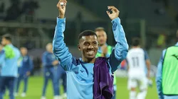 FLORENCE, ITALY - OCTOBER 10: Marcos Antônio Calcio Silva Santos of SS Lazio applauds the fans after during the Serie A match between ACF Fiorentina and SS Lazio at Stadio Artemio Franchi on October 10, 2022 in Florence, Italy. (Photo by Gabriele Maltinti/Getty Images)