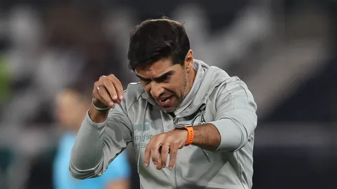 Abel Ferreira fazendo mudanças. Foto: Cesar Greco/ Palmeiras/ Flickr