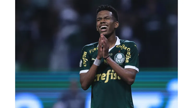 Estevao jogador do Palmeiras se lamenta durante partida. Foto: Ettore Chiereguini/AGIF