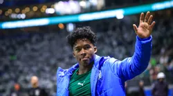 Endrick despedindo do Palmeiras para atuar no Real Madrid. Foto: Marcello Zambrana/AGIF