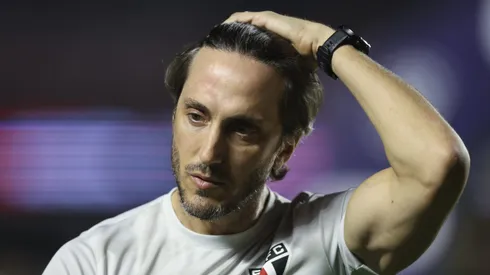 Zubeldía recusou lateral-esquerdo do rival oferecido ao SPFC