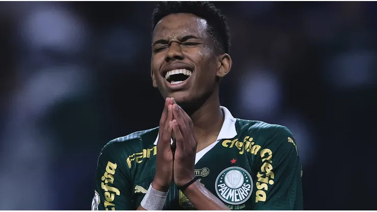 Estêvão é peça-chave de Abel e preocupa o Palmeiras