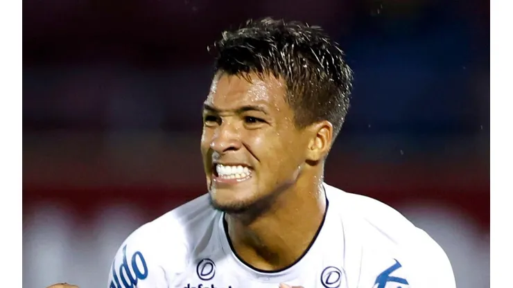 Foto: Thiago Calil/AGIF - Marcos Leonardo