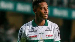 Foto: Gabriel Machado/AGIF - Alef Manga foi o grande destaque do Coritiba em 2022