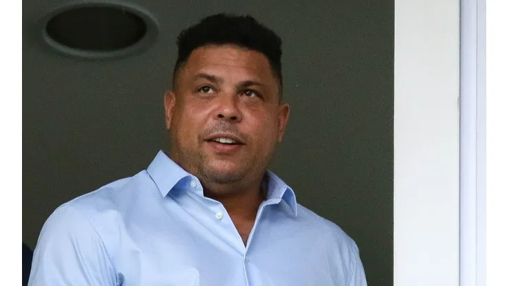 Ronaldo chega com PIX “pesado” para comprar meia do Corinthians