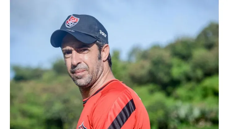 Foto: Reprodução/Victor Ferreira/EC Vitória - João Burse treinador do Vitória