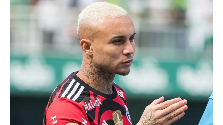 Foto: Robson Mafra/AGIF - Everton Cebolinha foi reserva em 2022