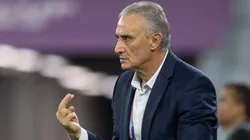 Tite não se intimida e entrega sobre opção de Militão improvisado na lateral