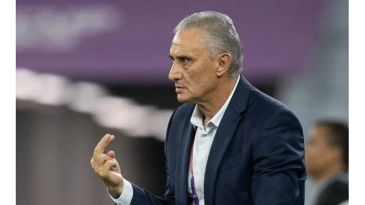 Tite não se intimida e entrega sobre opção de Militão improvisado na lateral