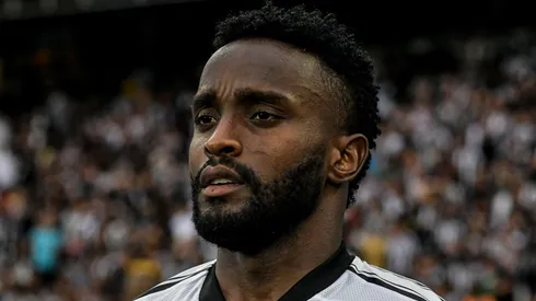 Foto: Thiago Ribeiro/AGIF - Santos não para em Mendoza e outro atacante agita mercado em 2023