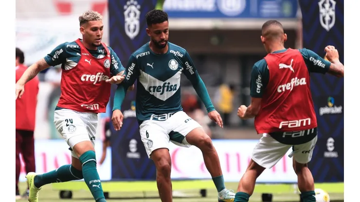 Barros decide liberar reserva para rival brasileiro e torcida repercute na web