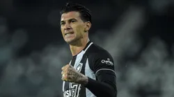 Thiago Ribeiro/AGIF. Victor Cuesta responde investida do Bahia