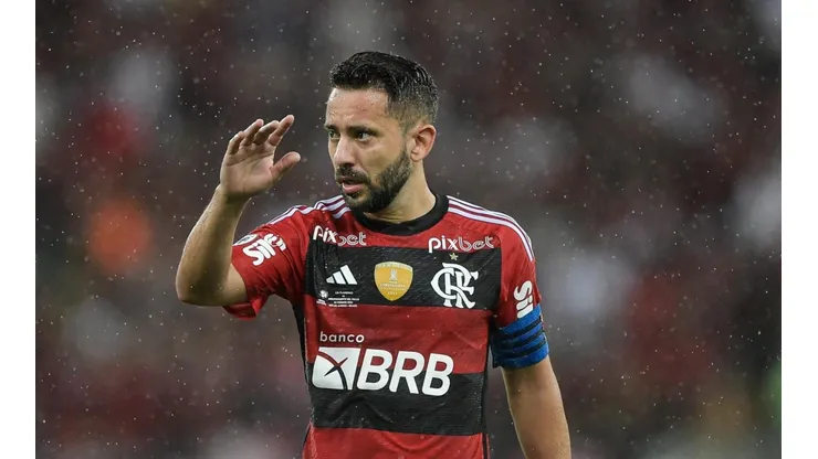 Foto: Thiago Ribeiro/AGIF - Ribeiro está vestindo o manto rubro-negro desde 2017.
