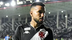Jair entrega principal escolha para assinar com o Vasco