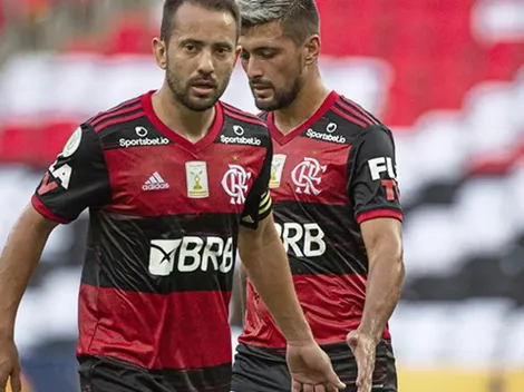 “Arrasca e ER7 estão mal”; Meia do Grêmio arranca comparações após vitória