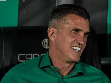 TITULAR? Ex-Corinthians é apresentado no América-MG e manda recado a Vagner Mancini